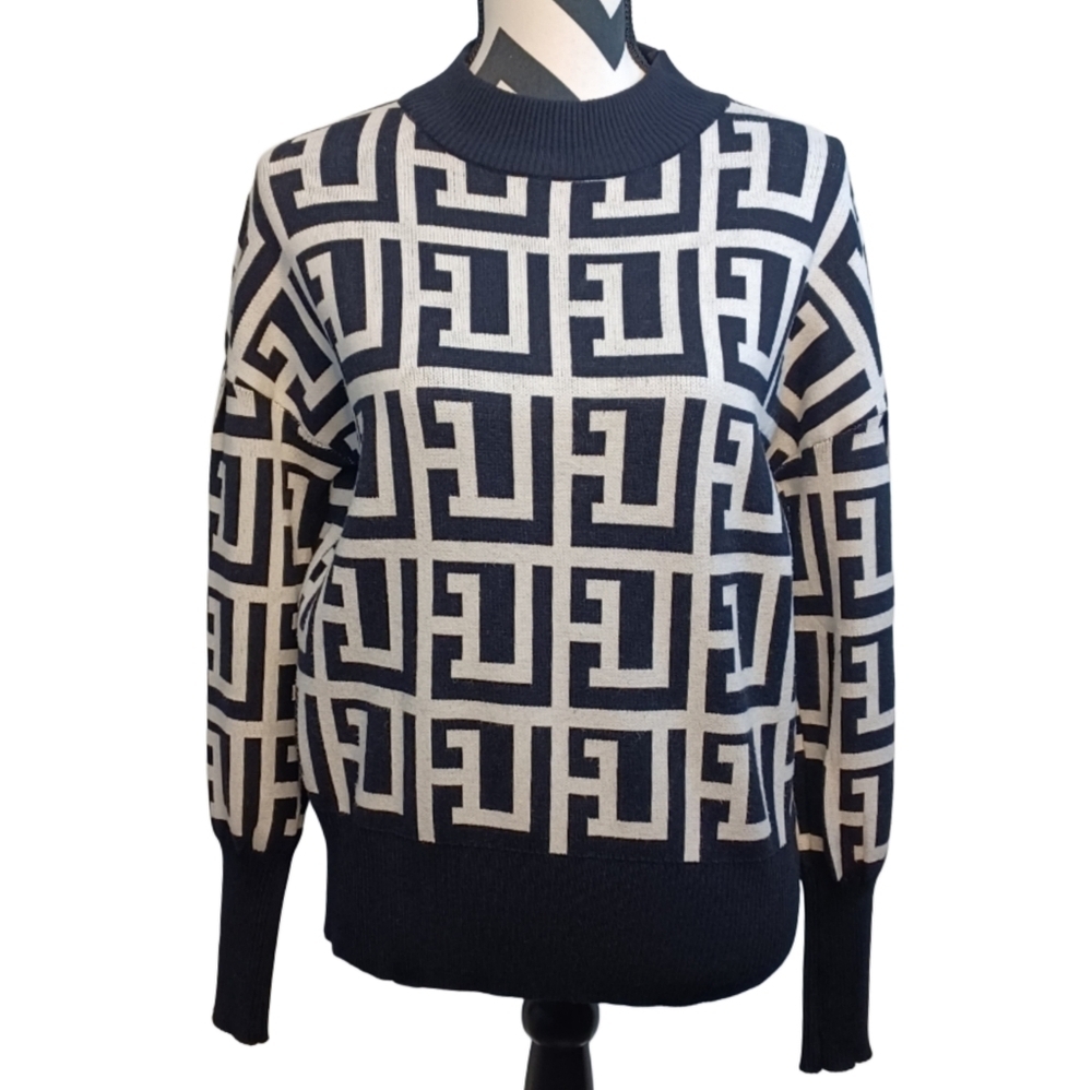 Geometric Print Sz S/M Crewneck Long Sleeve Jumper Sweater